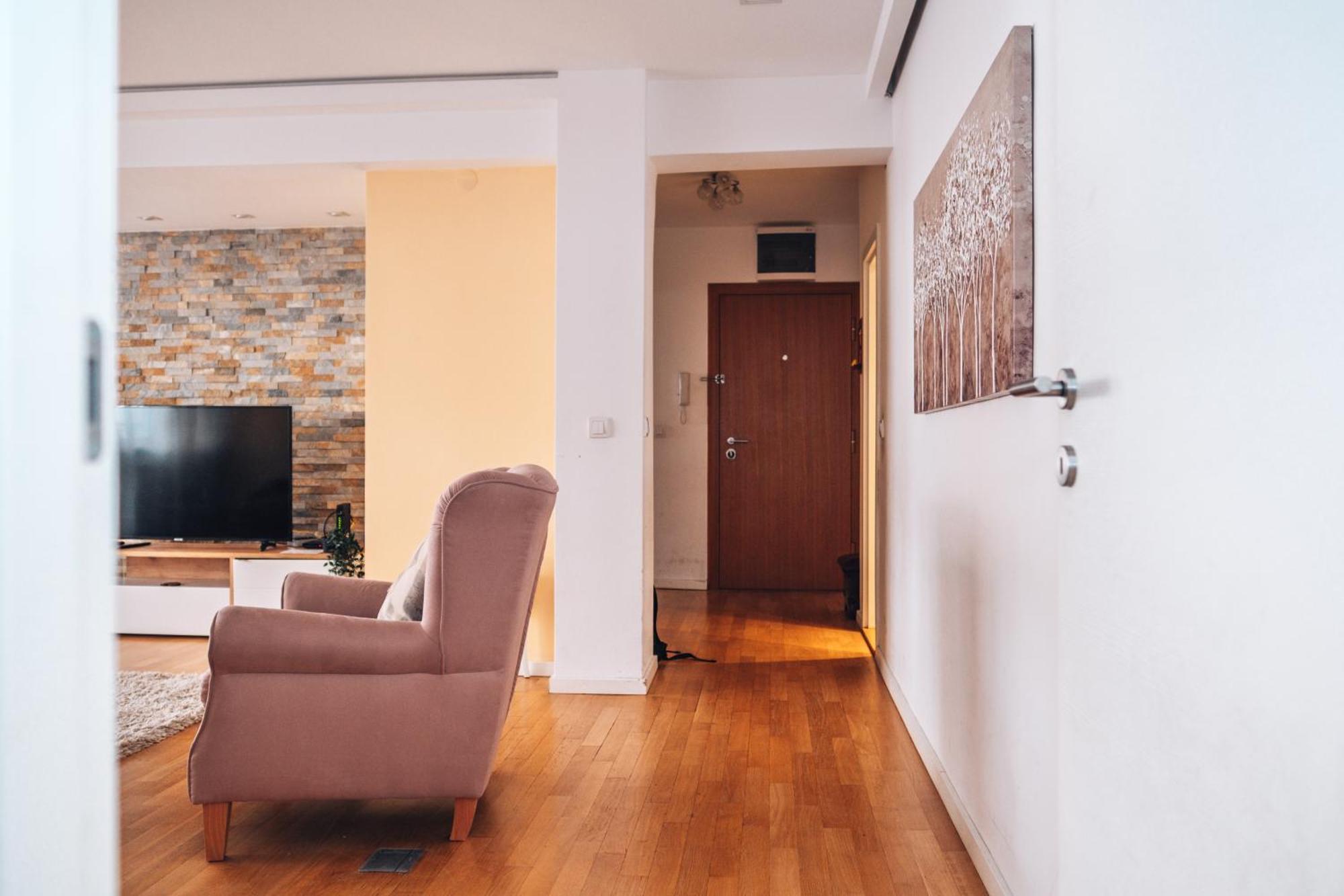 Crown Central Three Bedroom Apartment Belgrad Exterior foto
